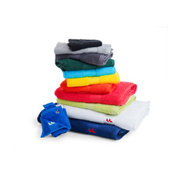 Serviettes avec broderie personnalisable sur la bordure